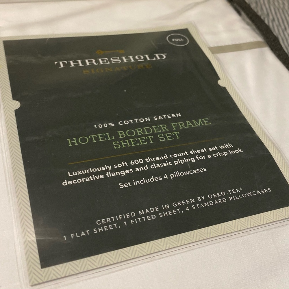 Threshold Signature White Sheet Set with Grey Border - Picture 2 of 2